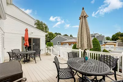14 Arthur Street, Farmingdale, NY 11735 - Photo 29