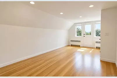 545 E Park Avenue, Long Beach, NY 11561 - Photo 7