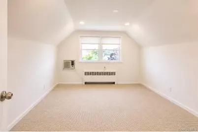 545 E Park Avenue, Long Beach, NY 11561 - Photo 17