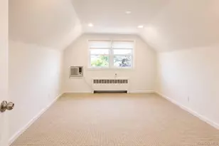 545 E Park Ave, Long Beach, NY 11561 - Photo 17