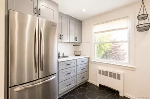 545 E Park Ave, Long Beach, NY 11561 - Photo 15