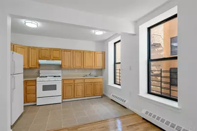 2023 Belmont Avenue #5A, Bronx, NY 10457 - Photo 5