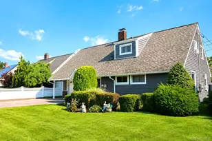 31 Sunrise Ln, Levittown, NY 11756 - Photo 3