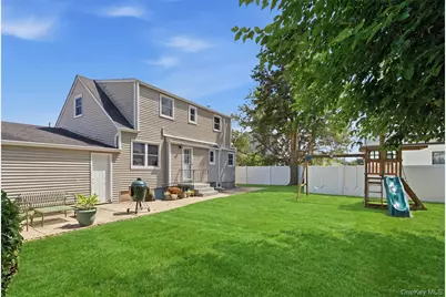 430 Hilda Street, East Meadow, NY 11554 - Photo 15