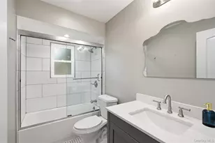 430 Hilda St, East Meadow, NY 11554 - Photo 7