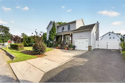 139 Smith Street, Amityville, NY 11701 - Photo 3