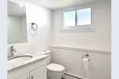 65 Florida Avenue, Island Park, NY 11558 - Photo 7