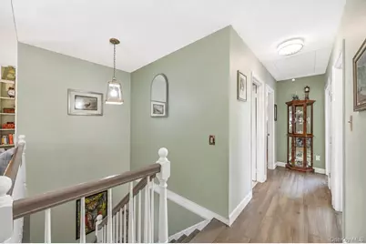 876 Greenbelt Parkway W, Holbrook, NY 11741 - Photo 13