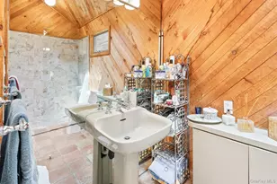 59 Isle of Wight Rd, East Hampton, NY 11937 - Photo 19