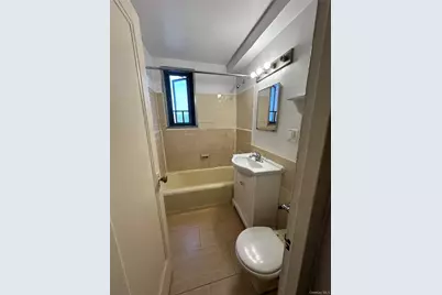 1579 Metropolitan Avenue #6H, Bronx, NY 10462 - Photo 17