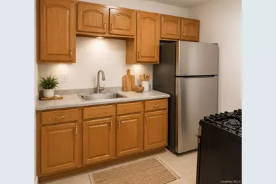 3420 Parsons Boulevard #6B, Flushing, NY 11354 - Photo 3