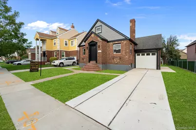 13049 232nd Street, Springfield Gardens, NY 11413 - Photo 15