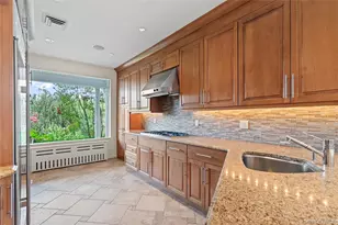 18 Lake Rd, Great Neck, NY 11020 - Photo 15