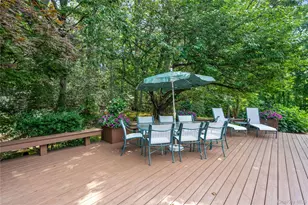 18 Lake Rd, Great Neck, NY 11020 - Photo 39