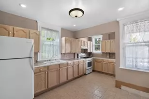 1125 Victory Blvd, New York, NY 10301 - Photo 7