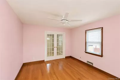 3895 Amboy Road, New York, NY 10308 - Photo 17