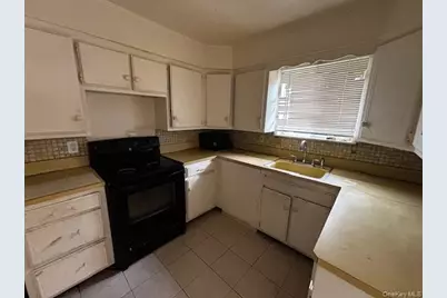 305 10th Avenue, East Northport, NY 11731 - Photo 3