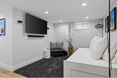 20 5th Street, New Rochelle, NY 10801 - Photo 27