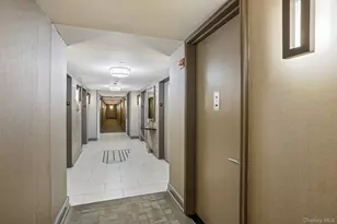 10 City Pl, White Plains, NY 10601 - Photo 5