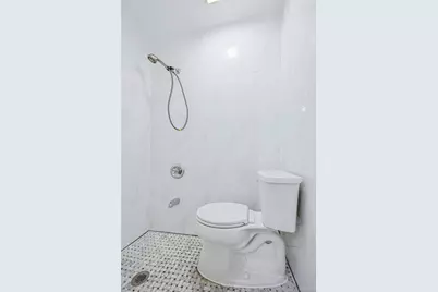 9001 70th Drive, Forest Hills, NY 11375 - Photo 9