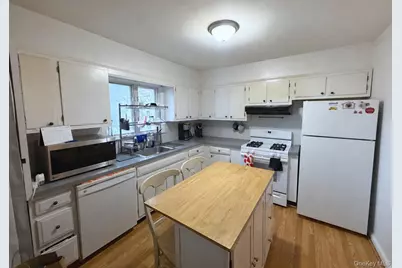 286 Eastchester Road, New Rochelle, NY 10801 - Photo 5
