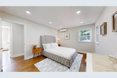 32 & 34 Oakwood Road, Huntington, NY 11743 - Photo 17