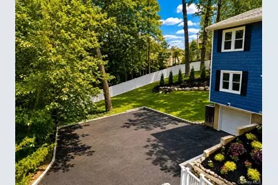 32 & 34 Oakwood Road, Huntington, NY 11743 - Photo 3