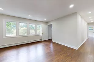 32 & 34 Oakwood Rd, Huntington, NY 11743 - Photo 21
