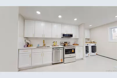 32 & 34 Oakwood Road, Huntington, NY 11743 - Photo 13