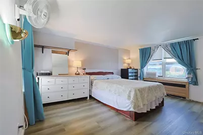 13604 Cherry Avenue #4E, Flushing, NY 11355 - Photo 11