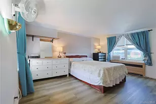 136-04 Cherry Ave, Flushing, NY 11355 - Photo 11