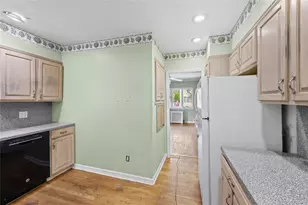 319 Frankel Blvd, Merrick, NY 11566 - Photo 15
