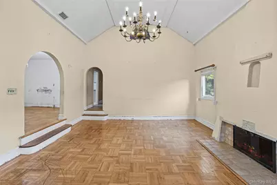319 Frankel Boulevard, Merrick, NY 11566 - Photo 5