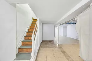 61-44 Eliot Ave, Middle Village, NY 11379 - Photo 27