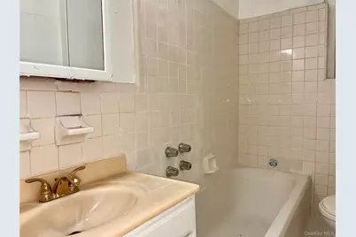 340 East Mosholu Parkway S #2C, Bronx, NY 10458 - Photo 13