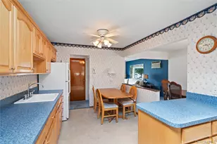 110 Barwick Blvd, Mineola, NY 11501 - Photo 5