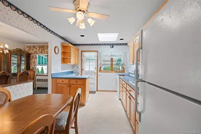 110 Barwick Boulevard, Mineola, NY 11501 - Photo 7