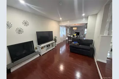 1132 Udall Road, Bay Shore, NY 11706 - Photo 3