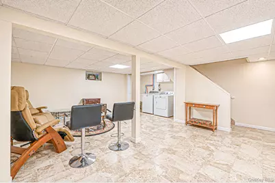 36 Briarwood Drive, Huntington, NY 11743 - Photo 23