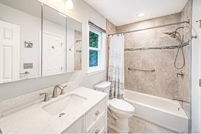 36 Briarwood Drive, Huntington, NY 11743 - Photo 17