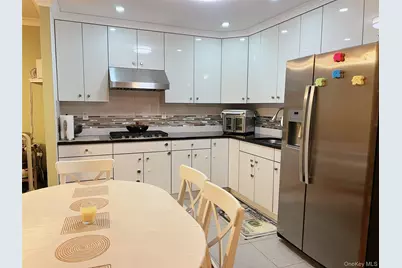 122-11 26th Avenue, Flushing, NY 11354 - Photo 7