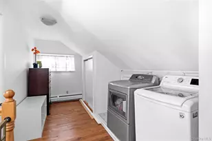 205 Stuart Rd, Valley Stream, NY 11581 - Photo 25