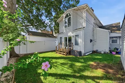 205 Stuart Road, Valley Stream, NY 11581 - Photo 27
