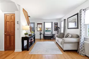 205 Stuart Rd, Valley Stream, NY 11581 - Photo 5