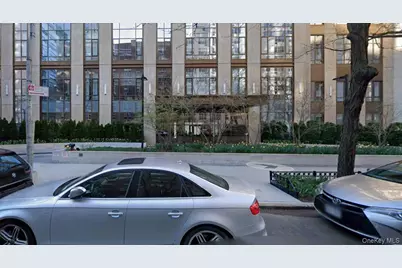 225 E 19th Street #802, New York, NY 10003 - Photo 1