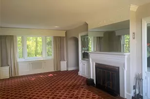 105 Laurel Ln, Port Jefferson, NY 11777 - Photo 13