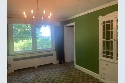 105 Laurel Lane, Port Jefferson, NY 11777 - Photo 5