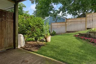 9 Harbour Ln, Oyster Bay, NY 11771 - Photo 11