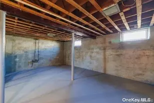 824 7th St, West Babylon, NY 11704 - Photo 11