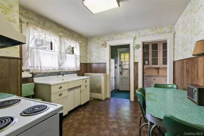 33 Melrose Avenue, Mount Vernon, NY 10552 - Photo 13